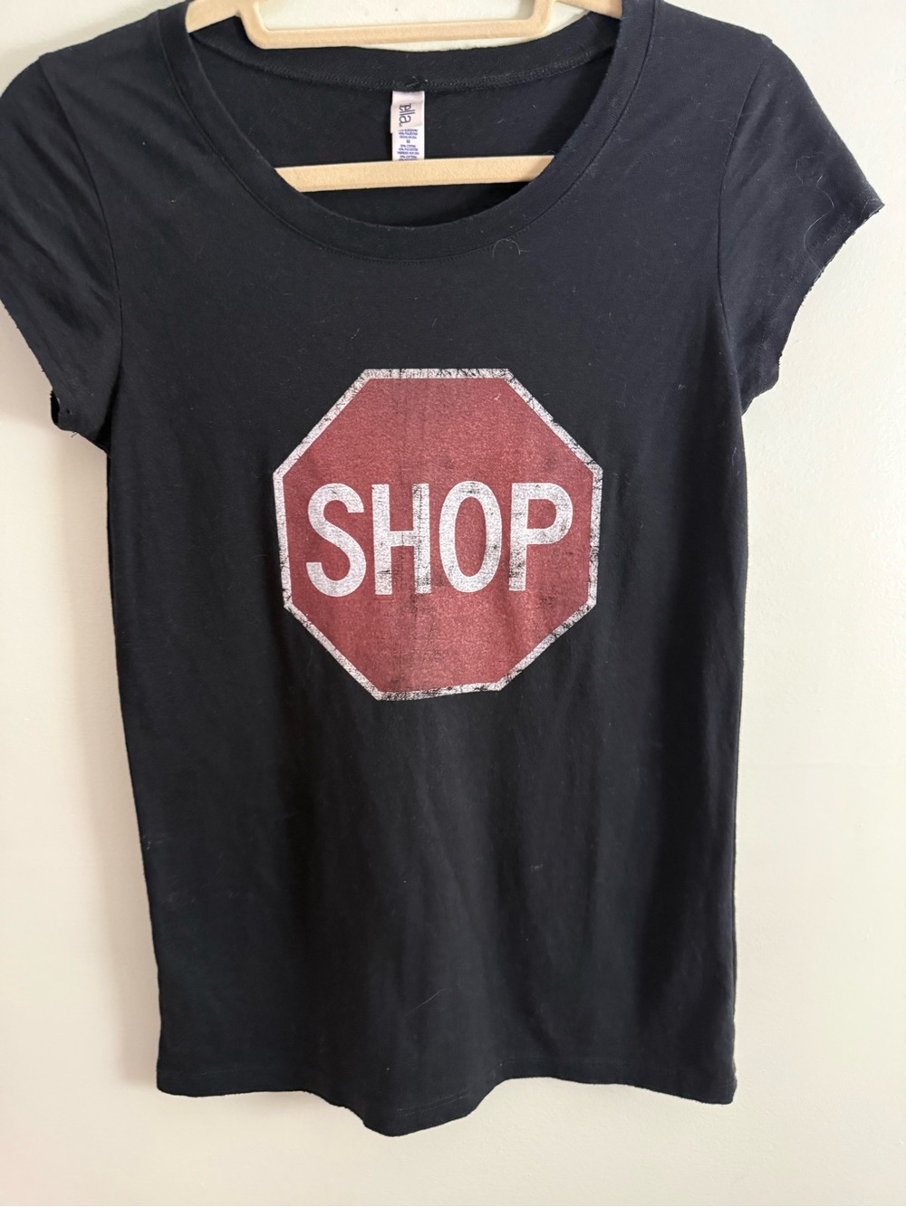 Bella Custom “ Shop “ sign Black Tee M